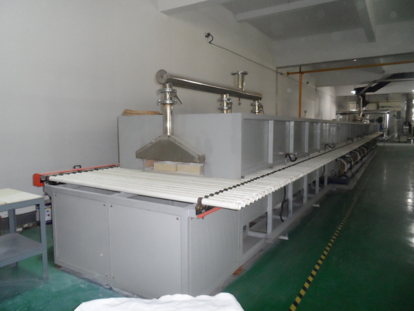 產(chǎn)品用途：工業(yè)粉體燃氣輥道窯，規(guī)格：0.84×29.92米燃氣加熱